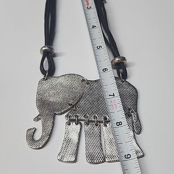 Silvertone Elephant Necklace Black Cord - Picture 7 of 8